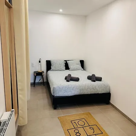 Magnifique 2 Pieces En Plein Centre Avec Parking Aix-les-Bains